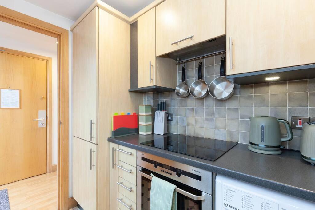 Apartment In The Heart Of The City Centre, Live Like A Local อ็อกซ์ฟอร์ด ภายนอก รูปภาพ