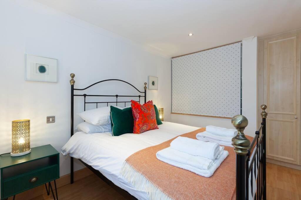 Apartment In The Heart Of The City Centre, Live Like A Local อ็อกซ์ฟอร์ด ภายนอก รูปภาพ